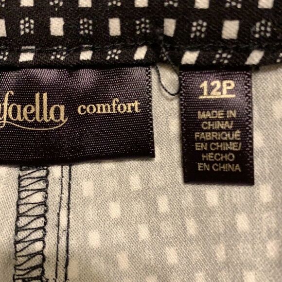 Size 12 pants  - Picture 8 of 9